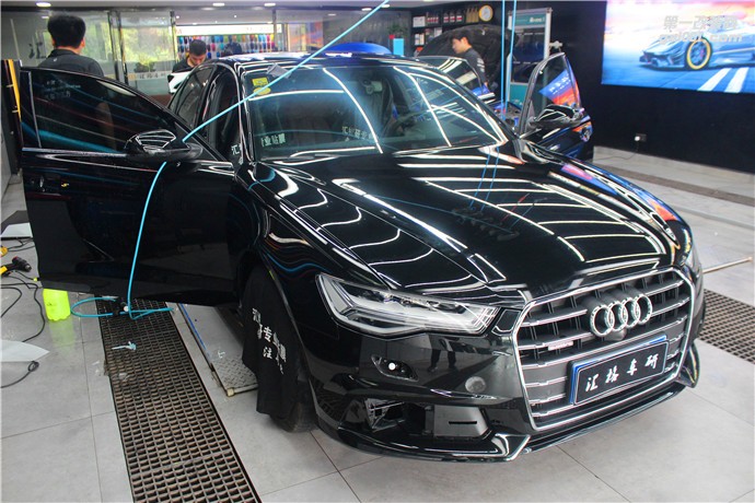 長沙汽車隱形車衣保護(hù)膜奧迪A6全車身UPPF防護(hù)刮劃漆面透明貼膜