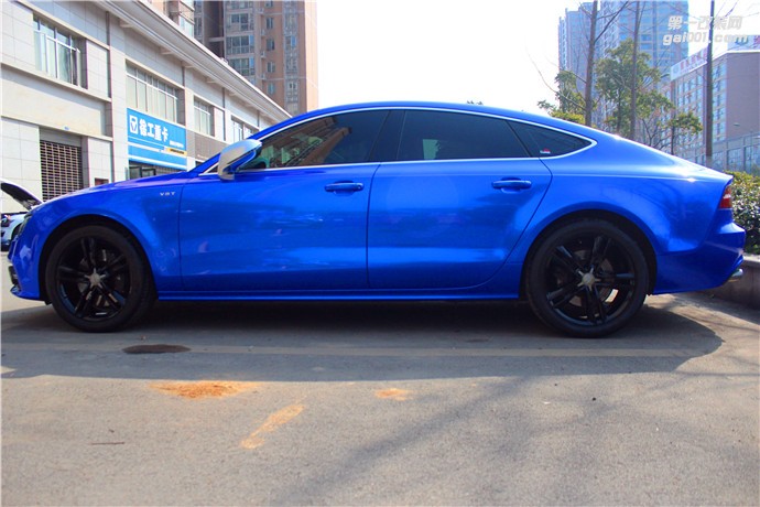 長(zhǎng)沙全車(chē)水晶改色膜 奧迪A7改色膜 長(zhǎng)沙車(chē)身貼膜實(shí)體店