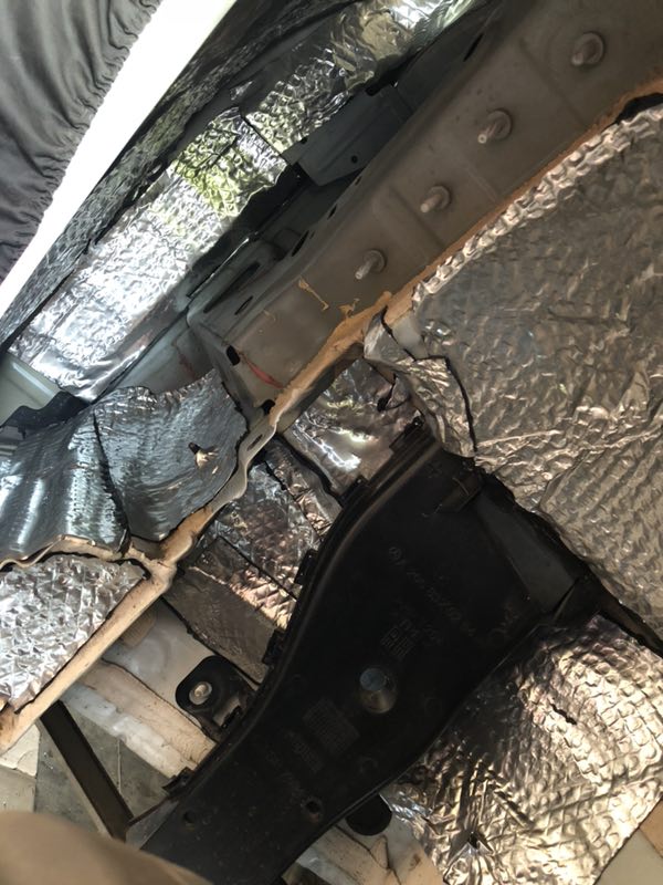 奔馳C200轎跑與噪聲隔絕全車意大利STEG史泰格隔音降噪汕頭星悅音響隔音解決車內(nèi)共振降低風(fēng)噪路噪胎噪