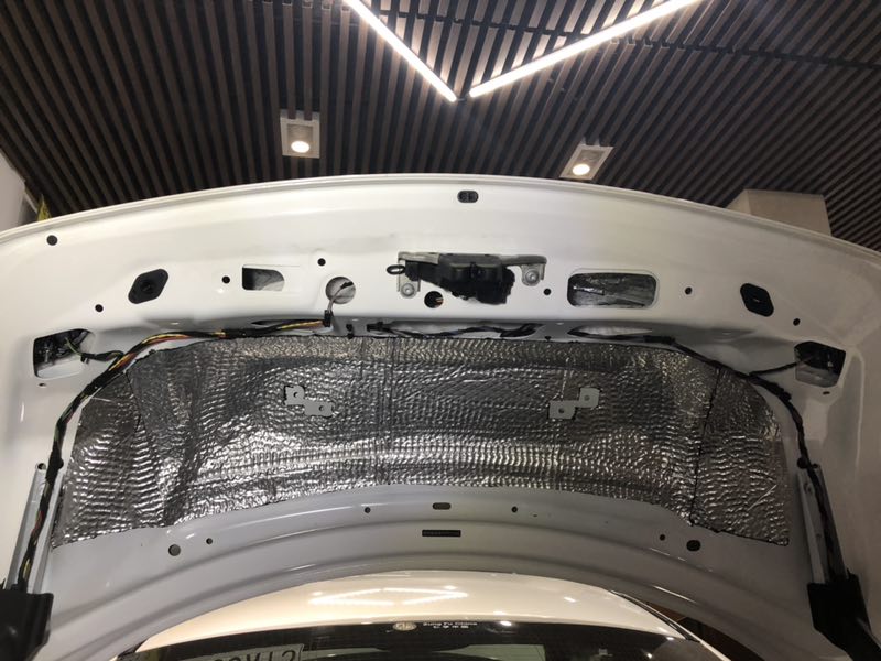 奔馳C200轎跑與噪聲隔絕全車意大利STEG史泰格隔音降噪汕頭星悅音響隔音解決車內(nèi)共振降低風(fēng)噪路噪胎噪