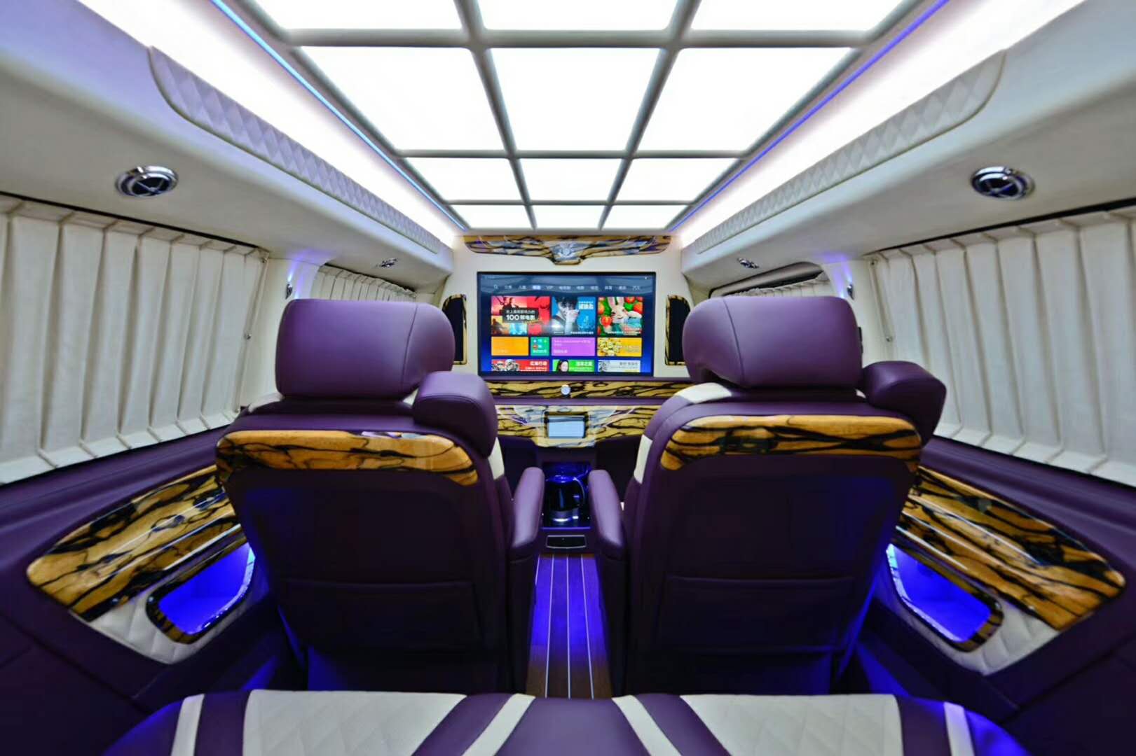 奔馳威霆太空倉內(nèi)飾改裝