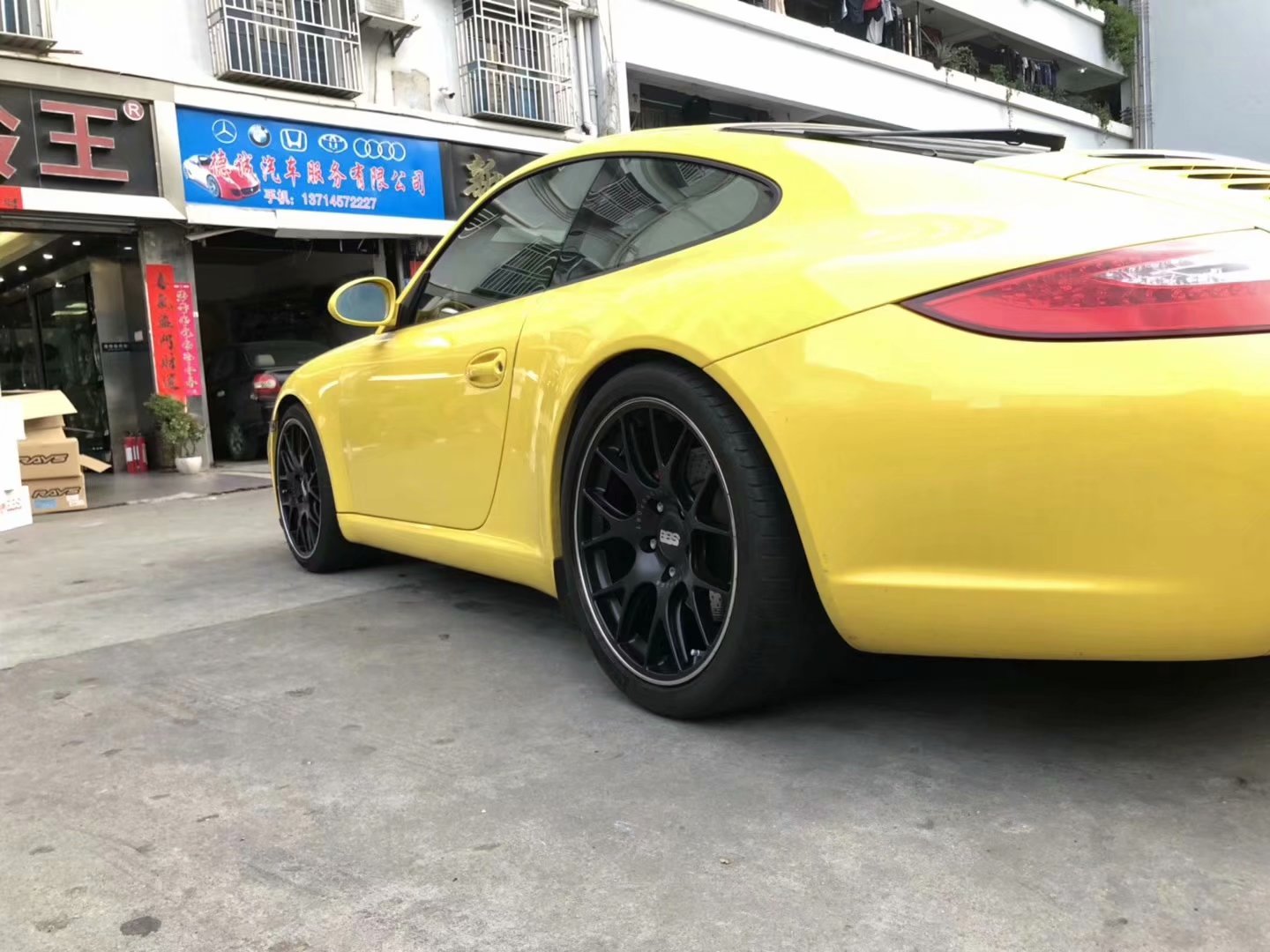保時(shí)捷，換 德國(guó) BBS 完工 ！