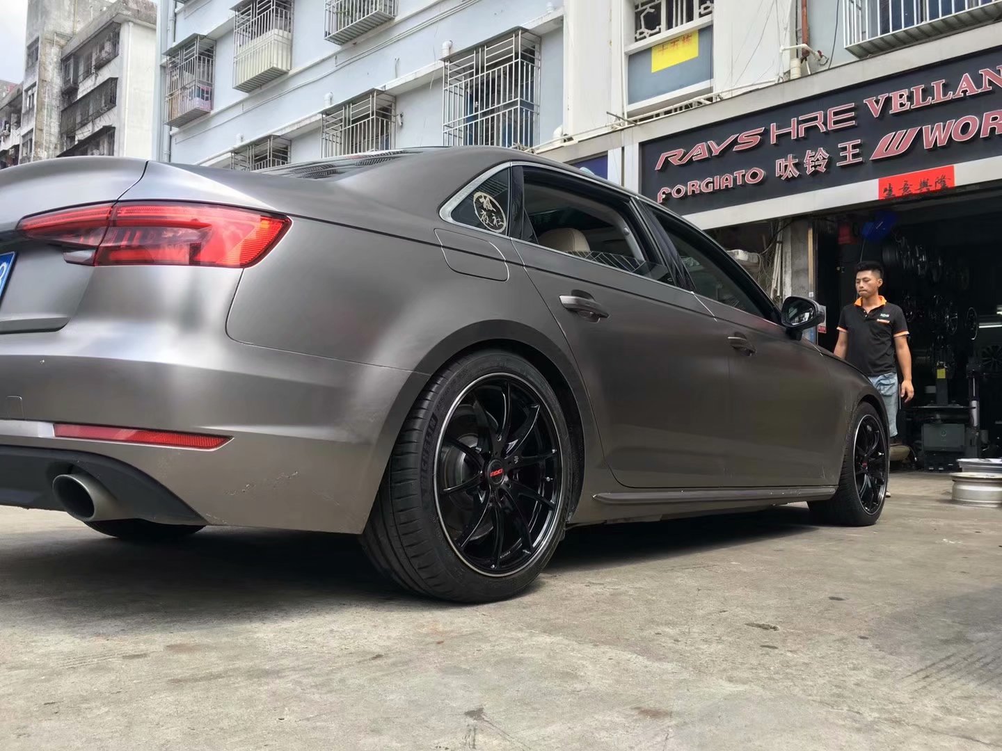 奧迪，換 RAYS G25 18寸 完工！