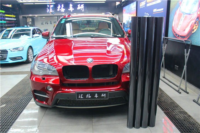 寶馬X5水晶鈦灰汽車(chē)改色膜長(zhǎng)沙全車(chē)身改色貼膜