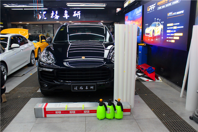 長沙汽車貼膜保時捷HEXIS透明膜進(jìn)口高亮修復(fù)漆面透明膜