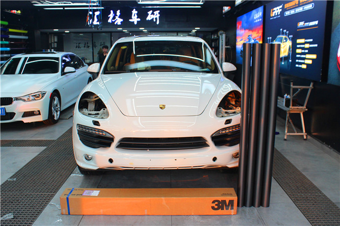 長沙車身改色貼膜保時捷綢紋深灰色改色膜全車貼膜改色膜