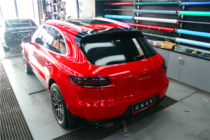 長沙汽車HEXIS亮面改色膜保時捷亮光紅全車改色貼膜