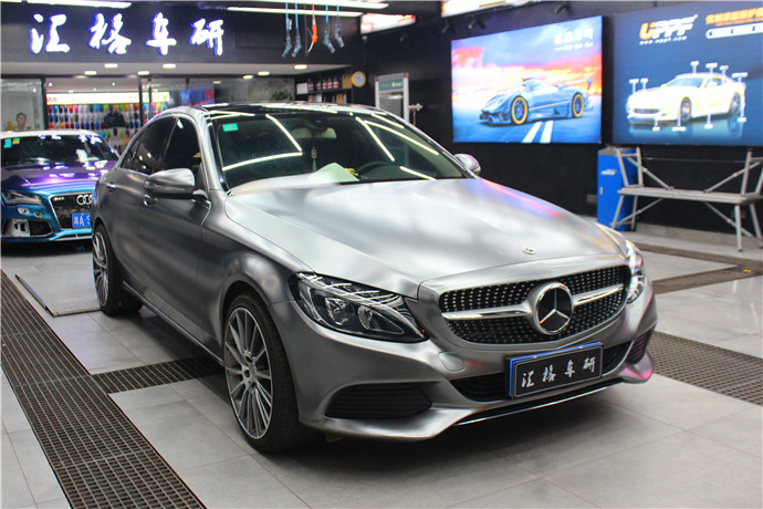 長沙汽車改色膜電光金屬鈦灰改裝奔馳E級全車身改色貼膜