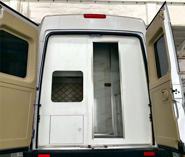 東風御風短軸房車