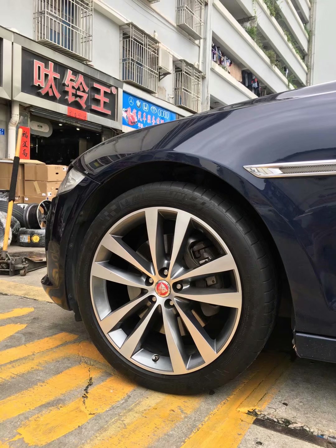 捷豹，換 原裝 正品 20寸 完工！