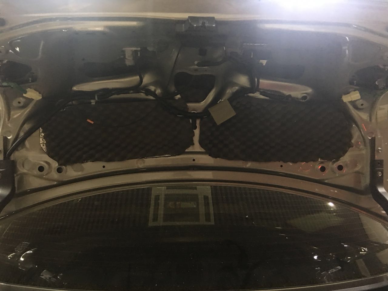 汽車隔音有必要做嗎？汕頭市星悅汽車音響雷克薩斯ES300H油電混合動(dòng)力全車隔音降噪方案出爐STEG史泰格隔音