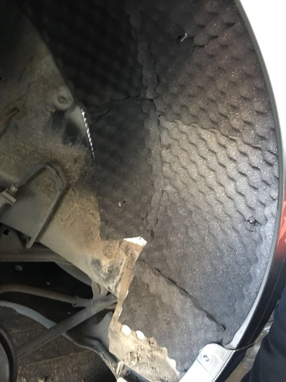 汽車隔音有必要做嗎？汕頭市星悅汽車音響雷克薩斯ES300H油電混合動(dòng)力全車隔音降噪方案出爐STEG史泰格隔音