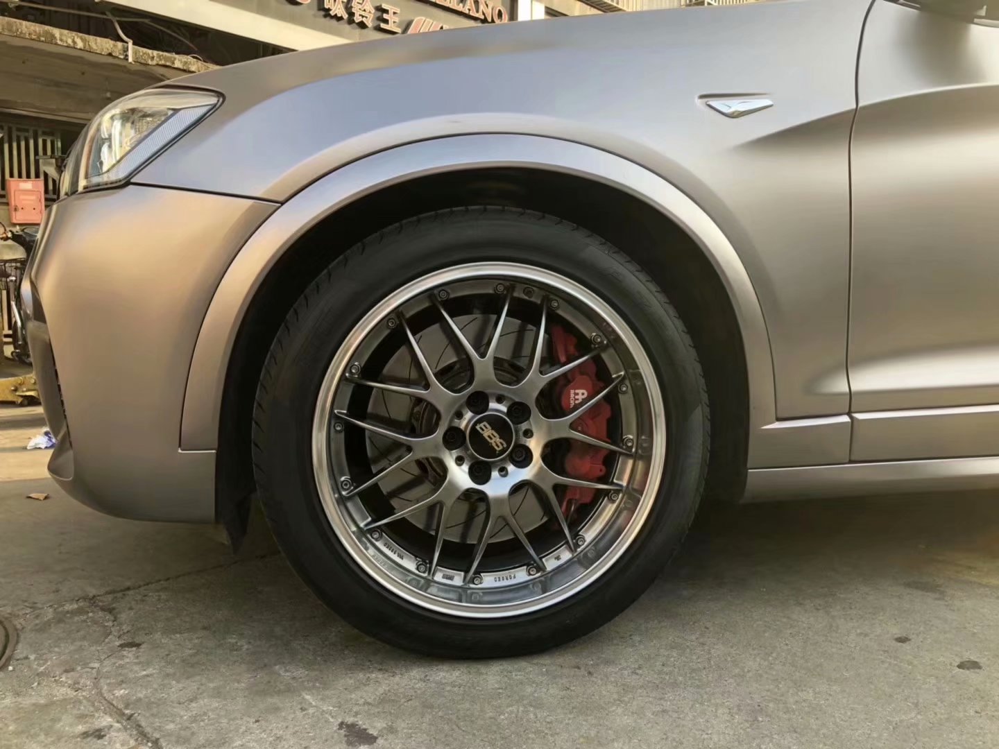 寶馬 X4 ，換 BBS RS-GT 20寸 ，完工！