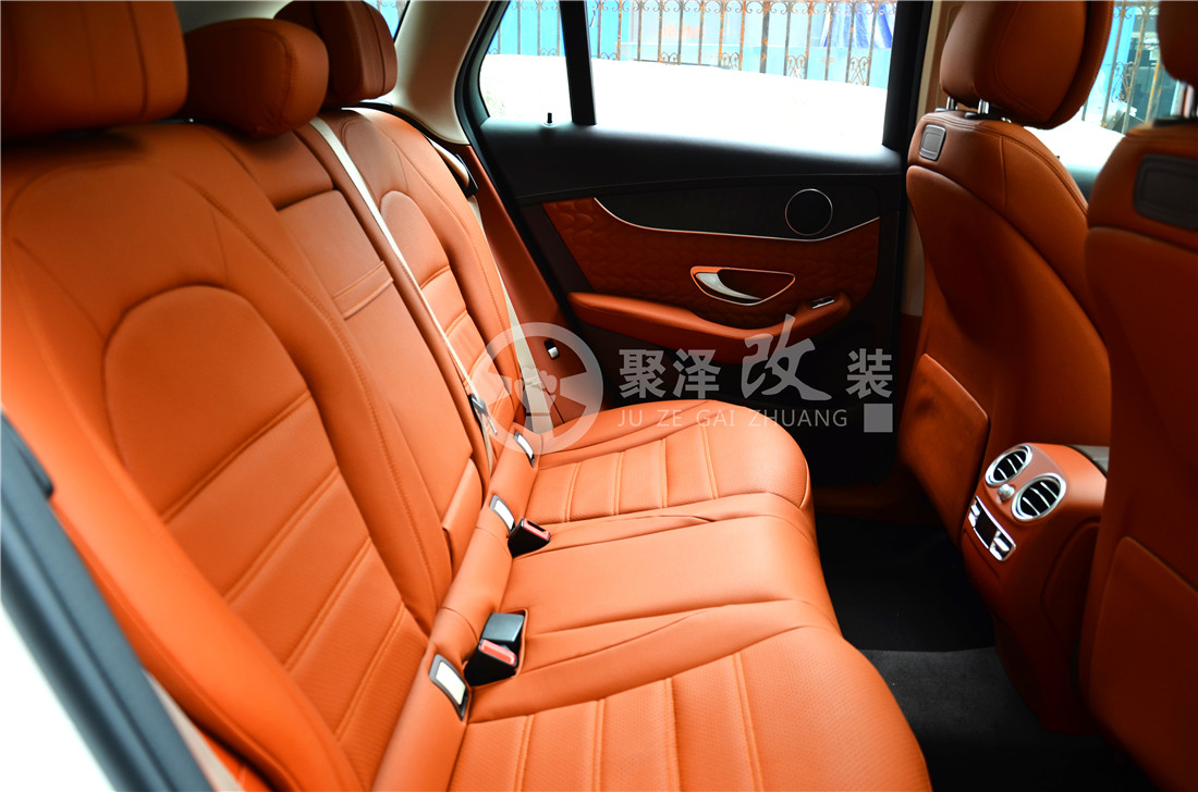 奔馳GLC300內(nèi)飾豪華改裝