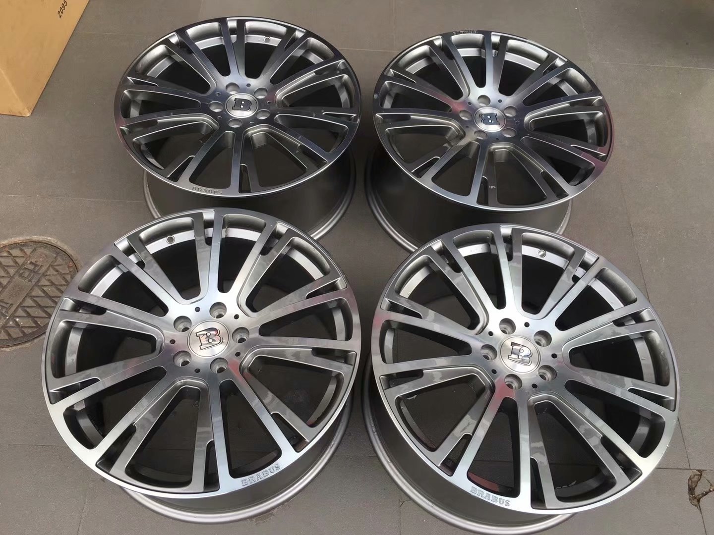 德國 巴博斯 Brabus  Monoblock 20寸 ，帶原裝墊片