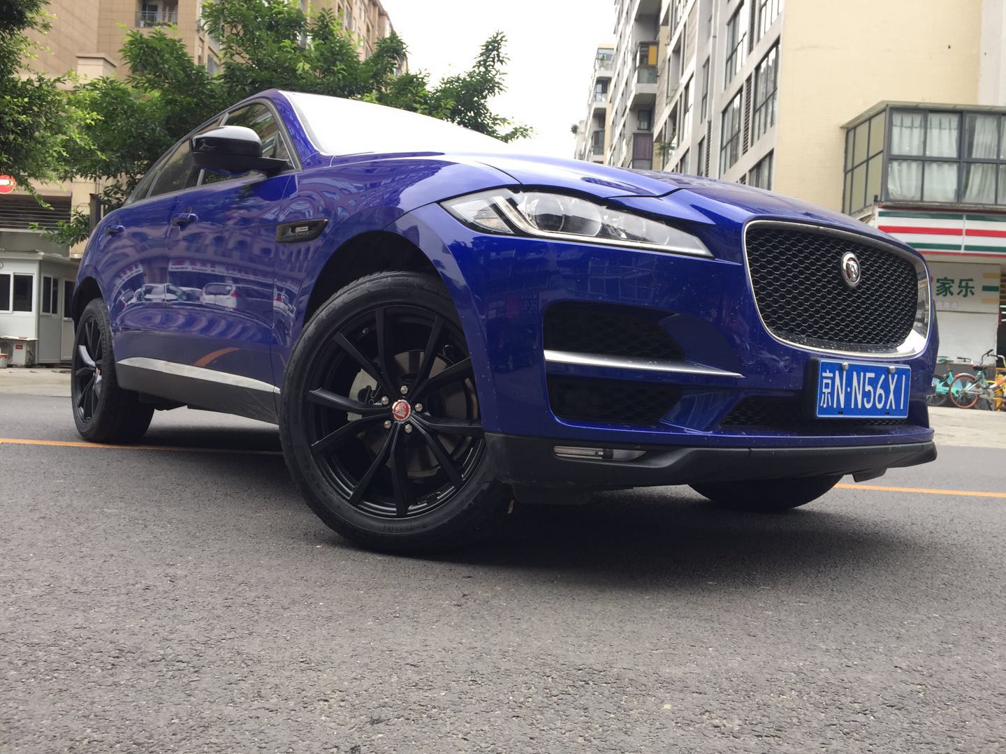 捷豹F-PACE 升級(jí)20寸SVR款鍛造輪轂 改裝案例