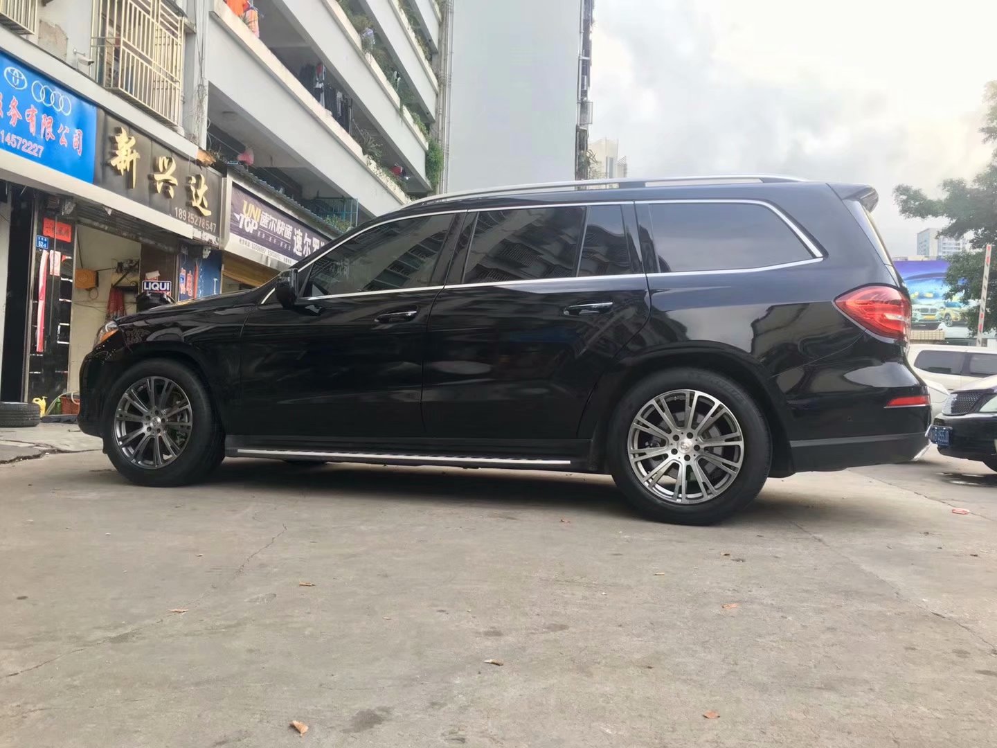 奔馳，換  巴博斯 正品 20寸 完工！
