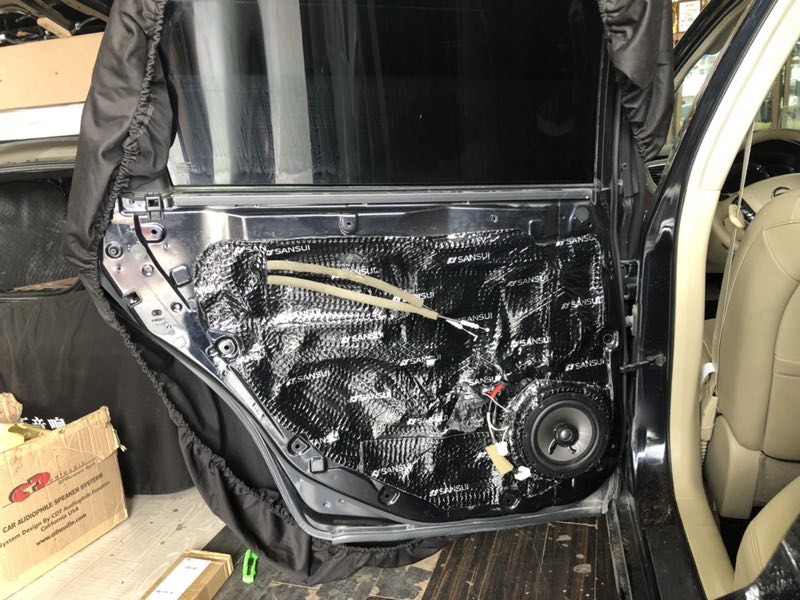 汕頭星悅汽車音響改裝日產(chǎn)天籟改裝德國喜力士L62C入門級別套餐升級山水隔音降噪