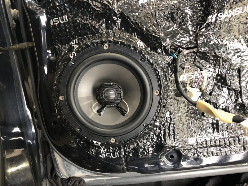 汕頭星悅汽車音響改裝日產(chǎn)天籟改裝德國喜力士L62C入門級別套餐升級山水隔音降噪