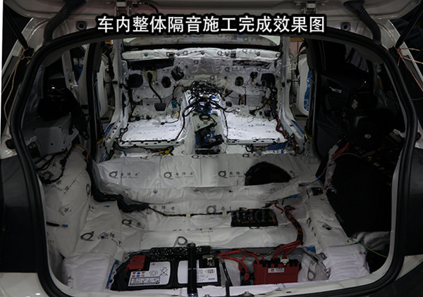 寶馬118拆儀表臺防火墻全車安博士藍(lán)鉆汽車隔音 重慶渝大昌改裝