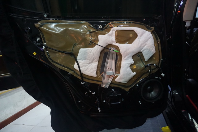 雷克薩斯ES200汽車音響改裝德國零點和意大利史泰格 重慶渝大昌