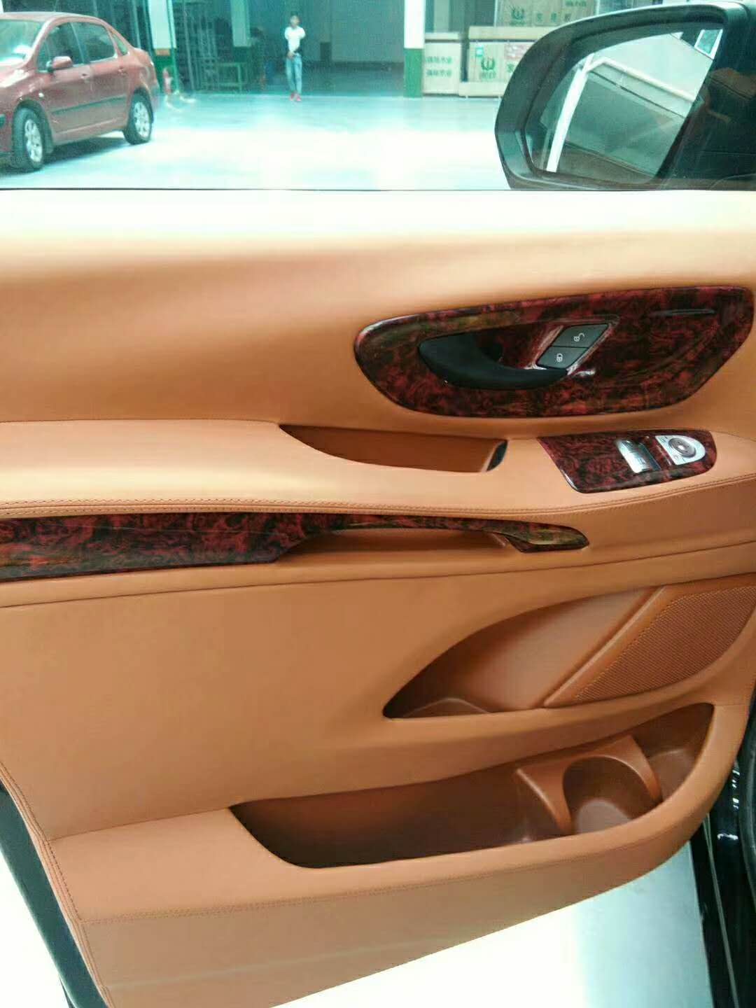 奔弛威庭商務(wù)車內(nèi)飾改裝