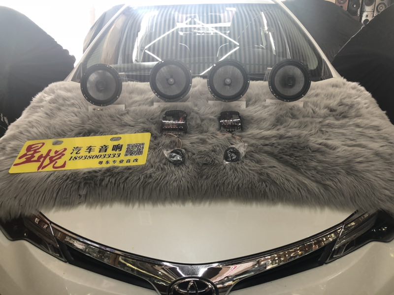 音為有你豐田雷凌為愛(ài)車(chē)換副新嗓子改裝體驗(yàn)勁浪165AS音質(zhì)讓車(chē)友愛(ài)不釋手汕頭星悅汽車(chē)音響改裝
