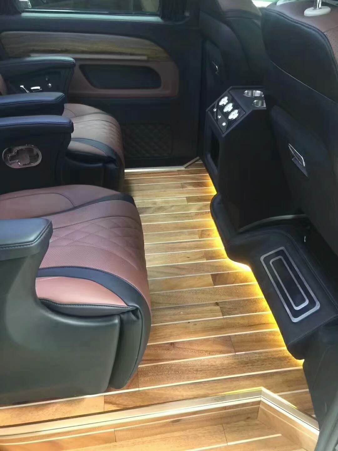 奔弛威庭仿V260航空座椅改裝