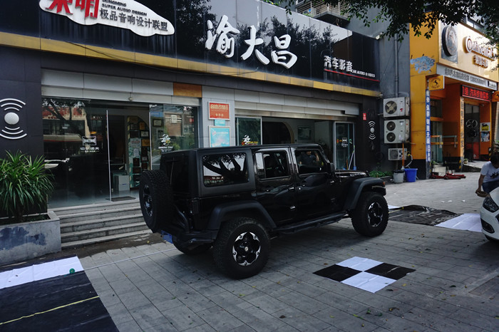 Jeep牧馬人改裝阿爾派X109-WRA專用主機(jī) 道可視360度全景_重慶渝大昌