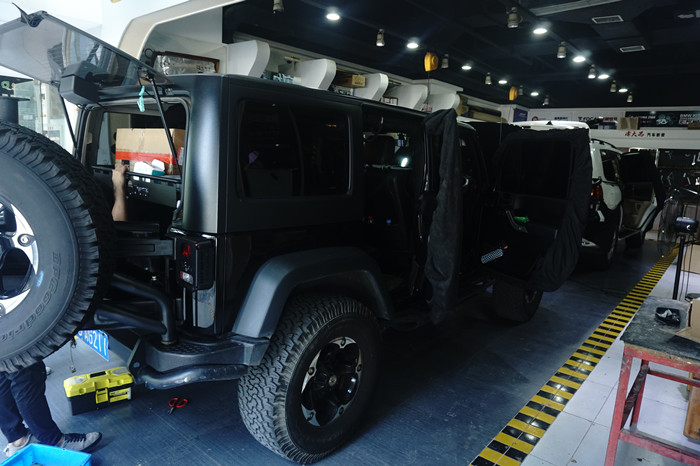 Jeep牧馬人改裝阿爾派X109-WRA專用主機(jī) 道可視360度全景_重慶渝大昌