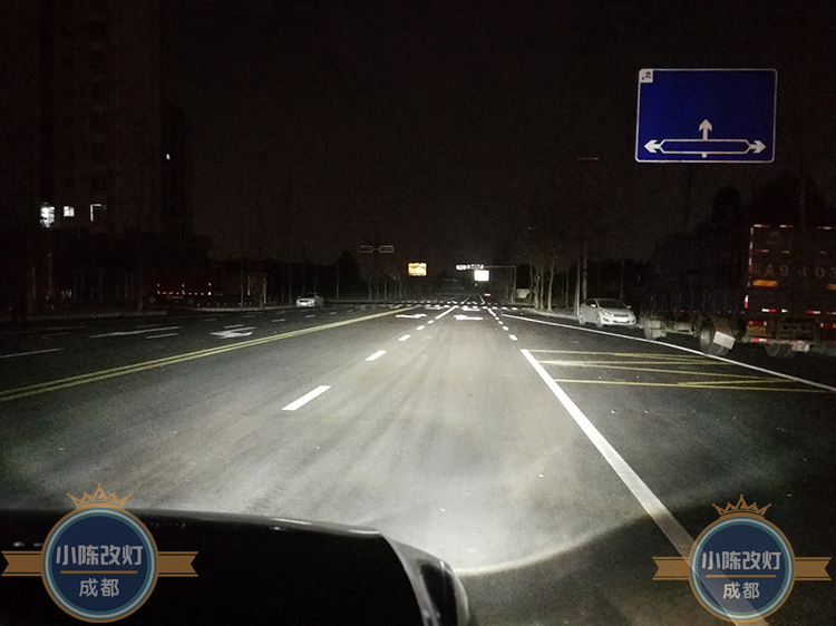 成都改車燈大眾朗逸車燈升級(jí)阿帕雷霆套裝