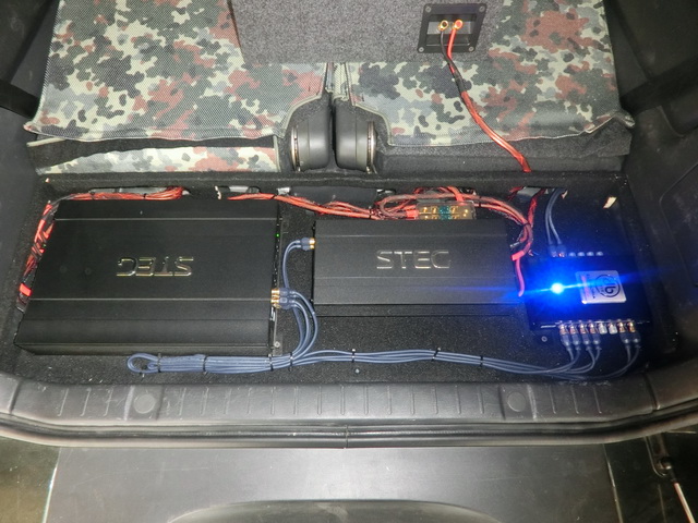 鈴木吉姆尼汽車音響改裝意大利史泰格和德國(guó)零點(diǎn) 全車GT隔音 重慶渝大昌