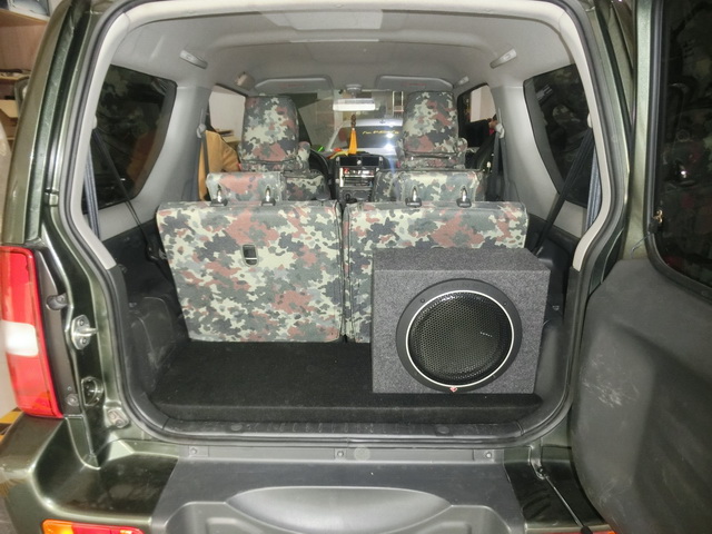 鈴木吉姆尼汽車音響改裝意大利史泰格和德國(guó)零點(diǎn) 全車GT隔音 重慶渝大昌