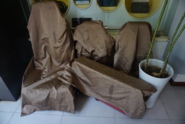 林肯領(lǐng)航員房車內(nèi)飾改裝游艇實(shí)木地板 重慶渝大昌汽車音響