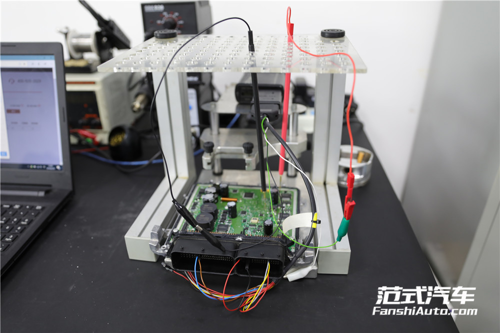 【飛升】奔馳GLC260 2.0T 刷ECU動(dòng)力升級(jí) 范式汽車力量與優(yōu)雅并進(jìn)！
