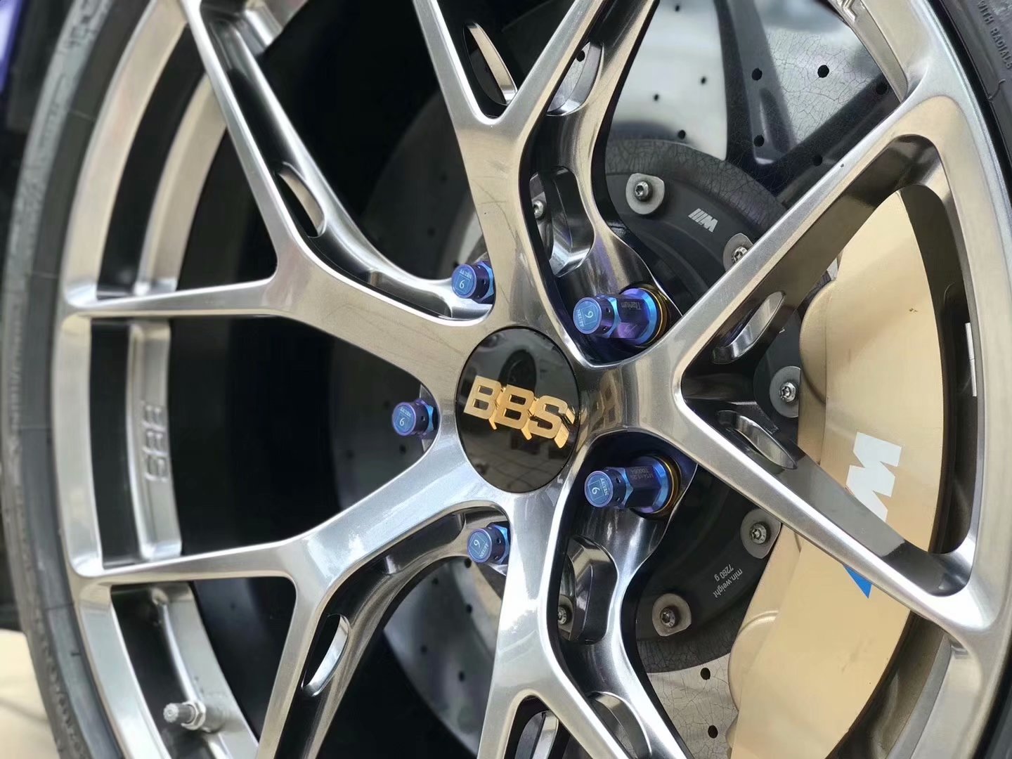 日本 鍛造 BBS FI-R 6000A 航空材質，頂級鏤空輪轂 寶馬M2 / M3 / M4