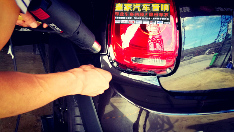 MINI cooper s 隱形車衣貼操作案例——郴州市皇家音響