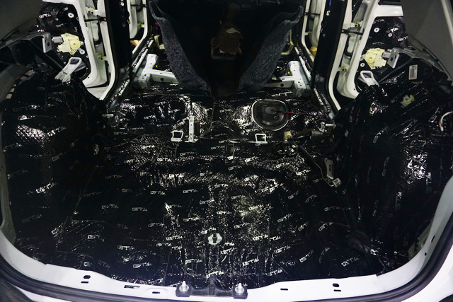 大眾高爾夫全車隔音改裝GT汽車隔音降噪 重慶渝大昌汽車音響