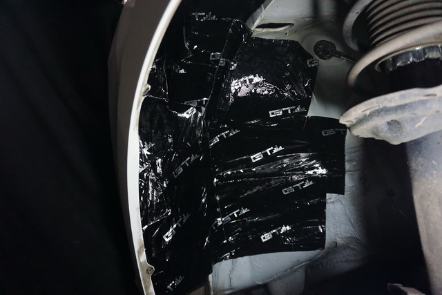 大眾高爾夫全車隔音改裝GT汽車隔音降噪 重慶渝大昌汽車音響