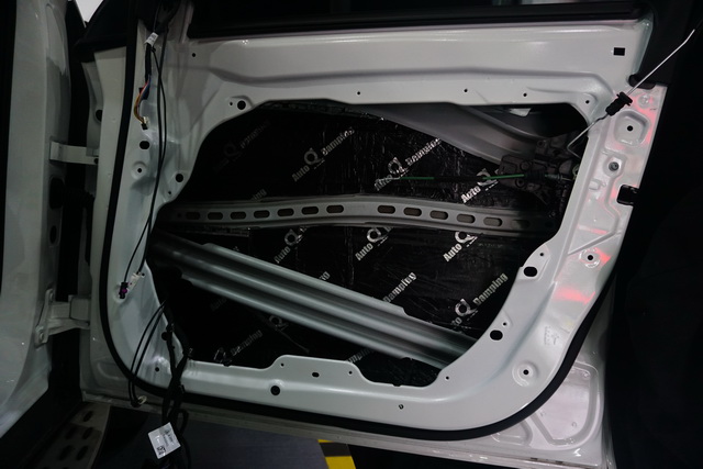 奔馳GLC260汽車音響改裝意大利史泰格奔馳專車專用三分頻喇叭-重慶渝大昌