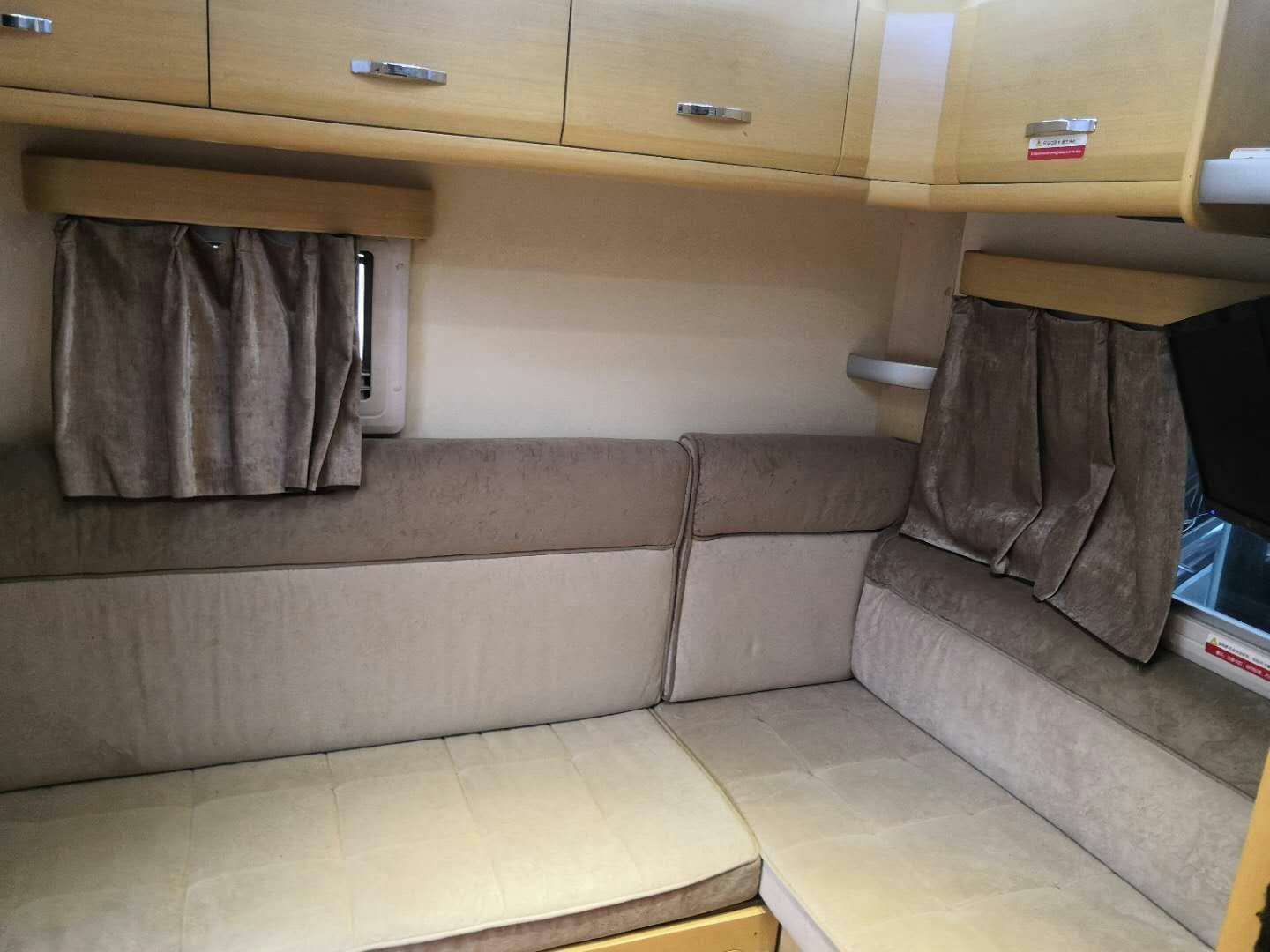 皮卡小房車-車小功能全