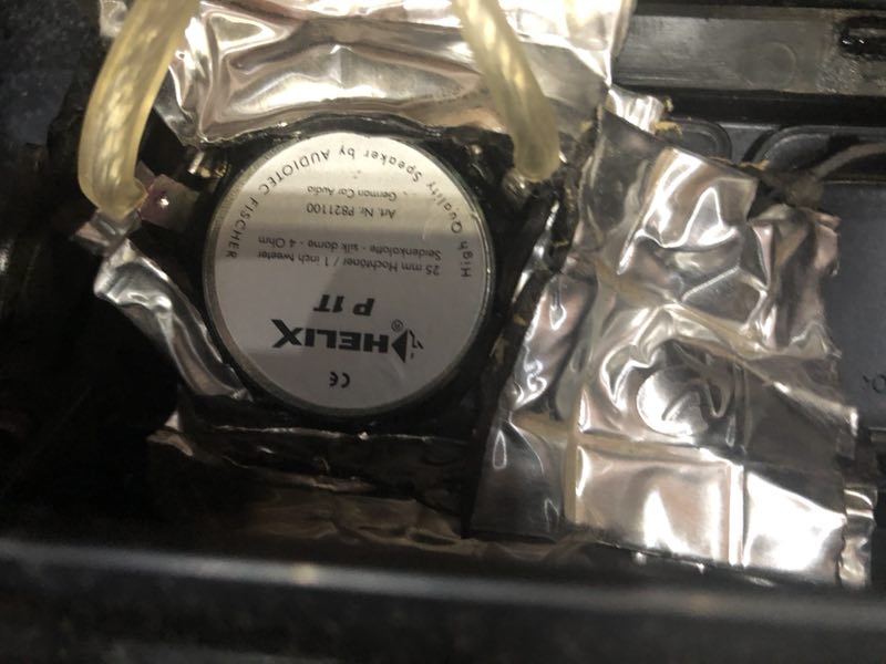 汕頭市星悅汽車音響改裝大眾途銳音響升級三分頻德國喜力仕P63C套餐量身定制極致音效
