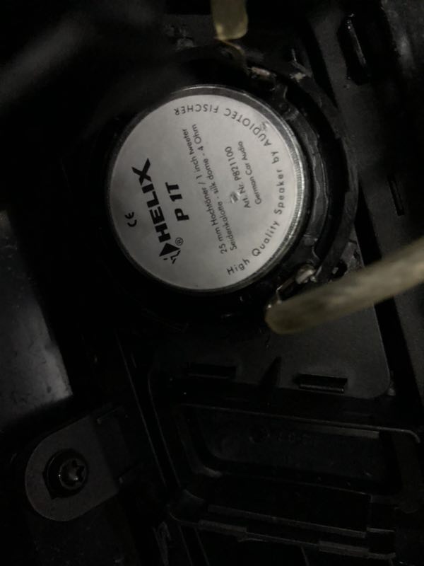 汕頭市星悅汽車音響改裝大眾途銳音響升級三分頻德國喜力仕P63C套餐量身定制極致音效