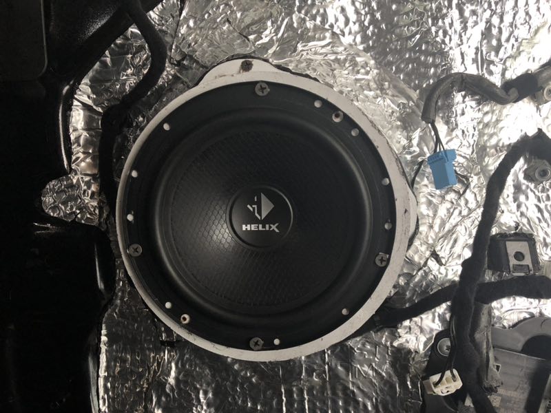 汕頭星悅汽車音響改裝捷豹XE200PS改裝德國(guó)HELIX喜力仕P63C三分頻音響STEG史泰格隔音為你演奏最美樂(lè)章