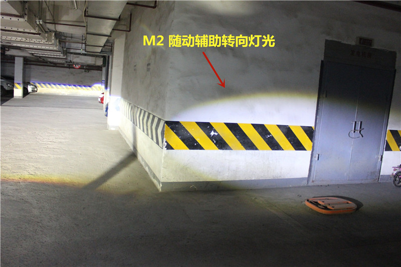 成都雷克薩斯ES300H改燈改裝4透鏡第二代米石M2 LED隨動輔助轉(zhuǎn)向燈