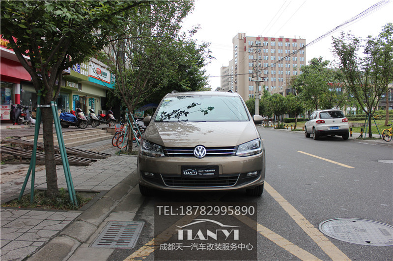 大眾新夏朗成都改車燈改裝第二代米石M2 LED酷動(dòng)版輔助轉(zhuǎn)向大燈雙光透鏡