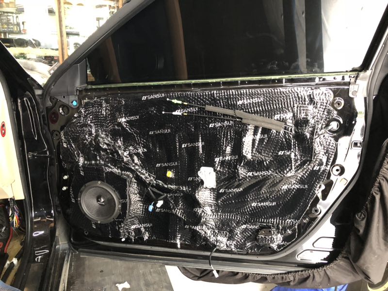 汕頭星悅汽車(chē)音響雷克薩斯ES300升級(jí)四門(mén)山水隔音全車(chē)改裝德國(guó)HELIX喜力仕套餐音響品味純正德國(guó)之聲