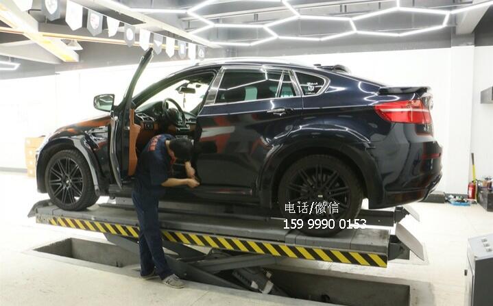 寶馬X6加裝電動踏板，從此舒適優(yōu)雅地上下車！