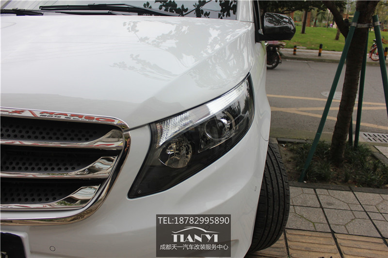 成都奔馳新威霆改車燈改裝V260米石M2 LED大燈雙光透鏡