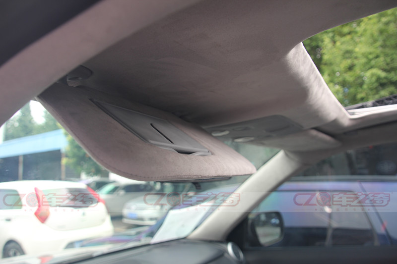 鈴木超級(jí)維特拉全車內(nèi)飾翻新 成都汽車內(nèi)飾改裝翻新